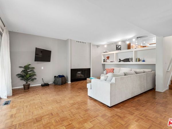 13233 Fiji Way, Unit K, Marina Del Rey, CA 90292