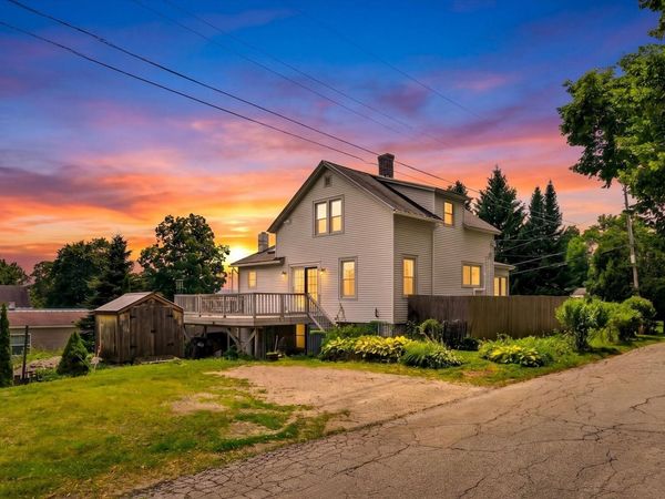 150 Holly Street, Rutland City, VT 05701