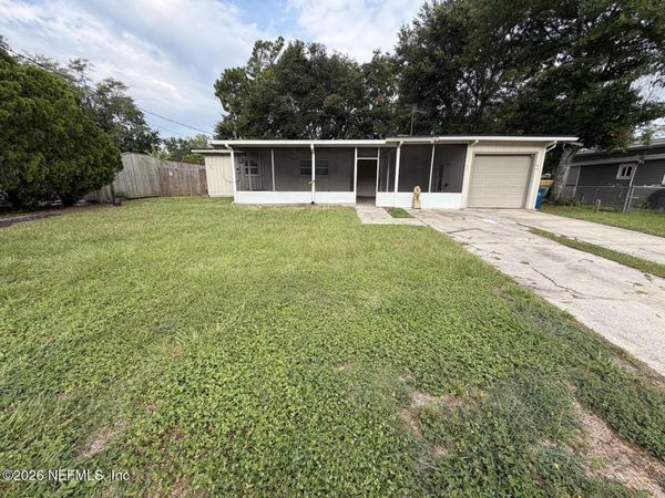 1722 DUPRE Drive, Jacksonville, FL 32221