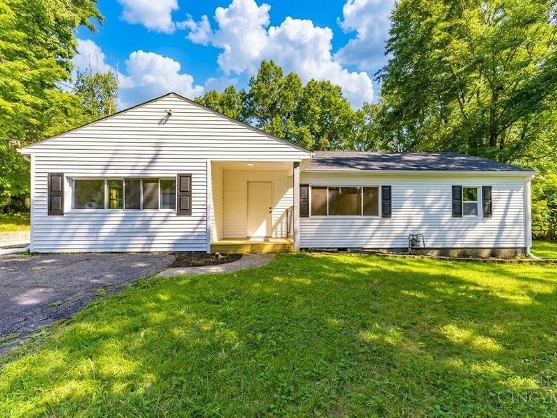 1073 Cedar Drive, Milford, OH 45150 Photo 1