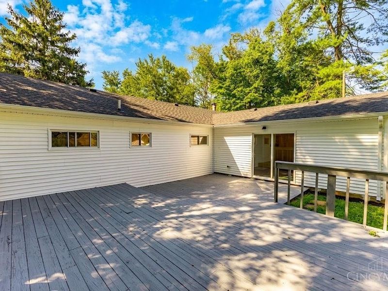 1073 Cedar Drive, Milford, OH 45150 Photo 38