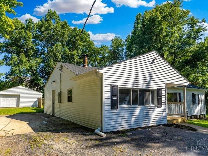 1073 Cedar Drive, Milford, OH 45150 Photo 4