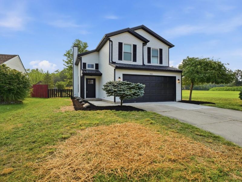 944 Fox Croft Place, Trenton, OH 45067 Photo 2