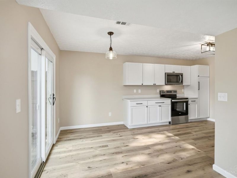 944 Fox Croft Place, Trenton, OH 45067 Photo 9