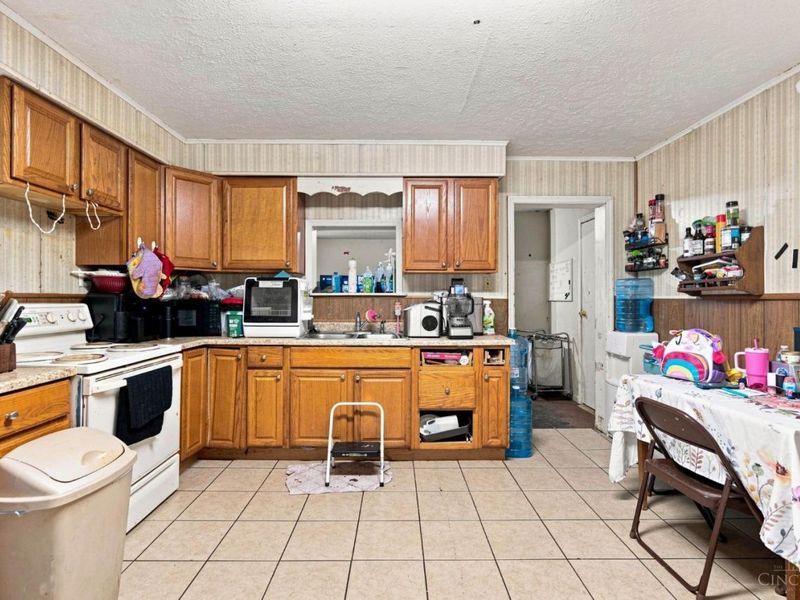2125 Winona Drive, Middletown, OH 45042 Photo 7