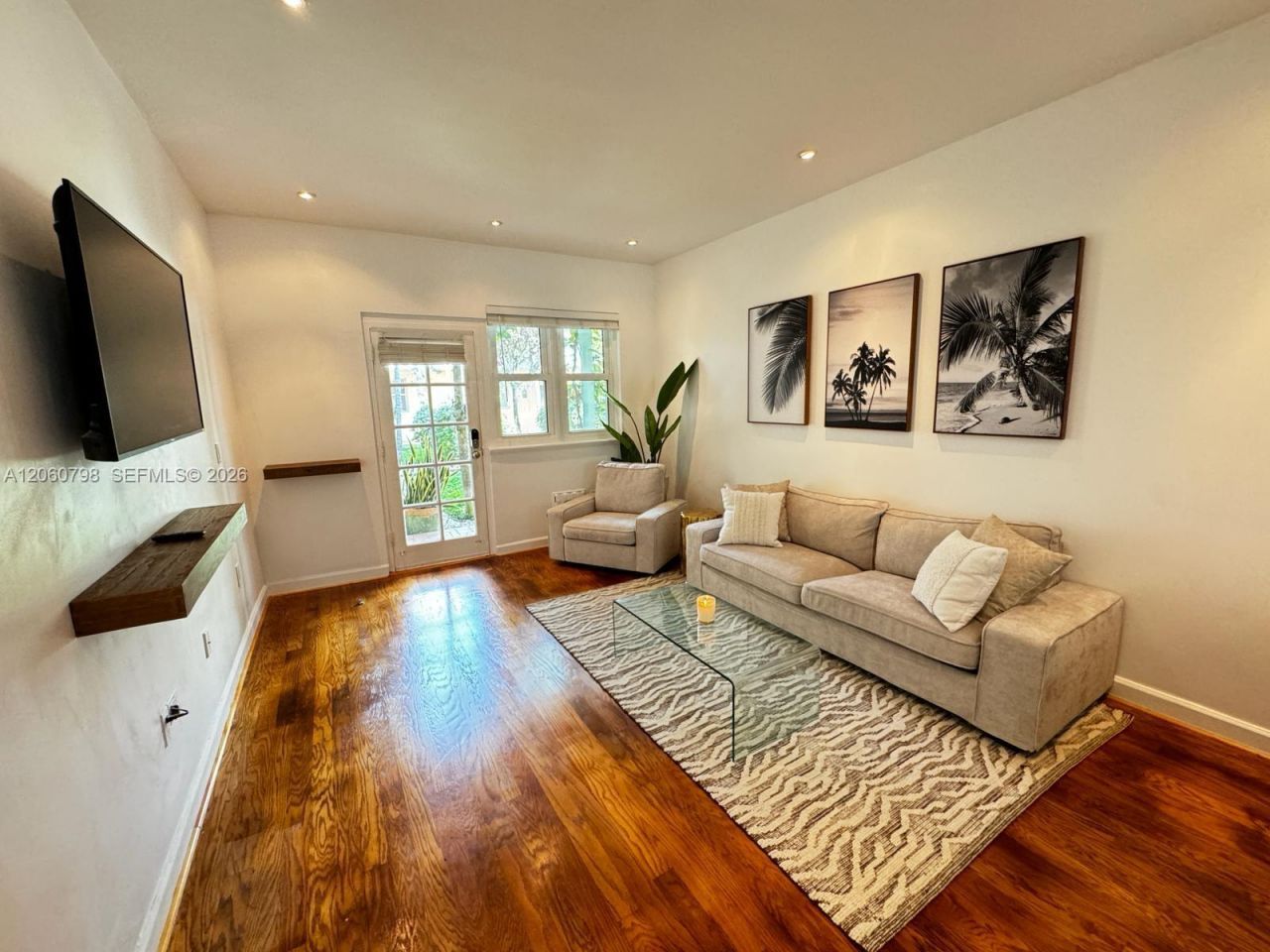 736 13th St, Unit 104, Miami Beach, FL 33139 Photo
