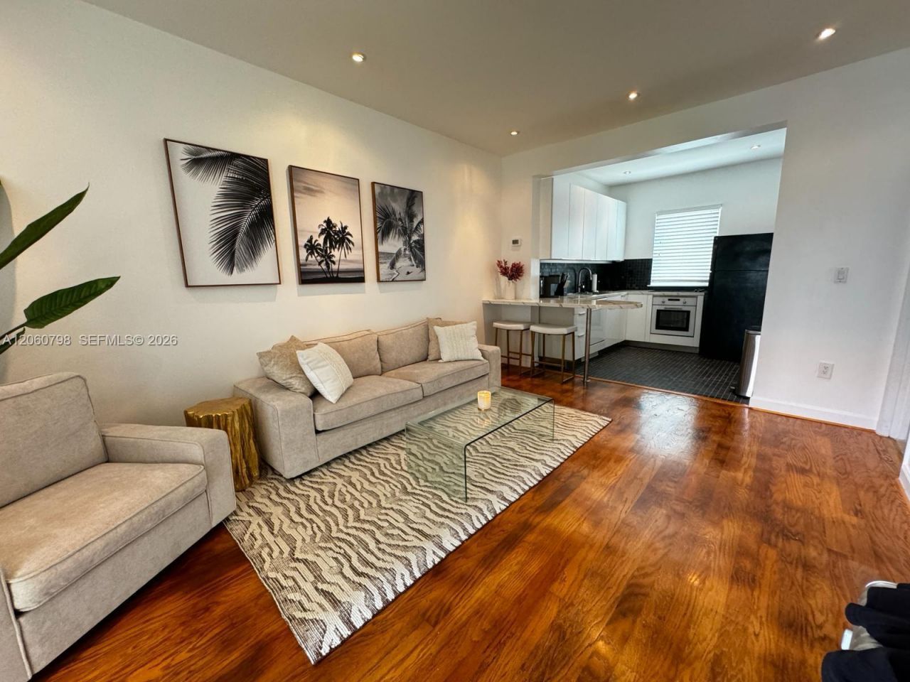 736 13th St, Unit 104, Miami Beach, FL 33139 Photo