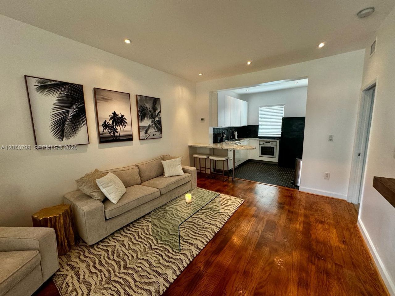 736 13th St, Unit 104, Miami Beach, FL 33139 Photo