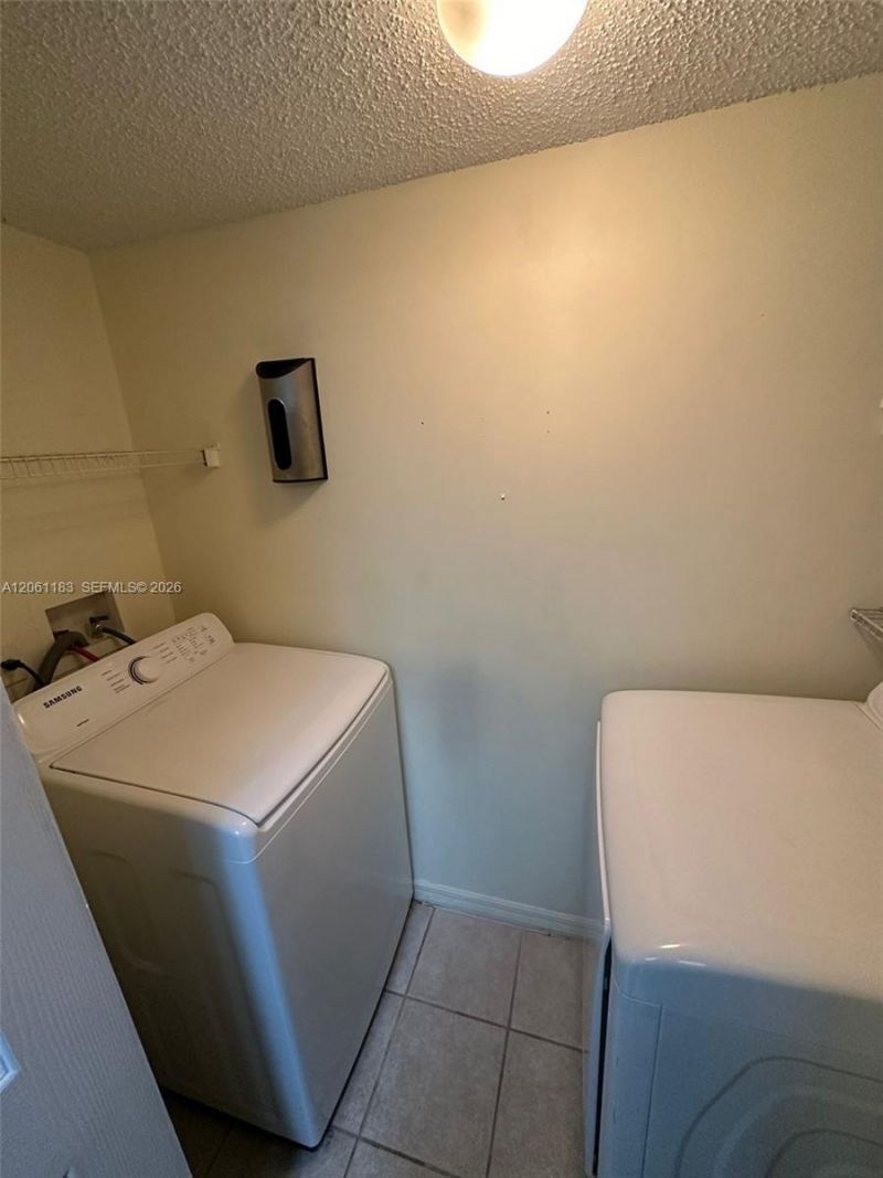 5005 Wiles Rd , Unit 102, Coconut Creek, FL 33073 Photo