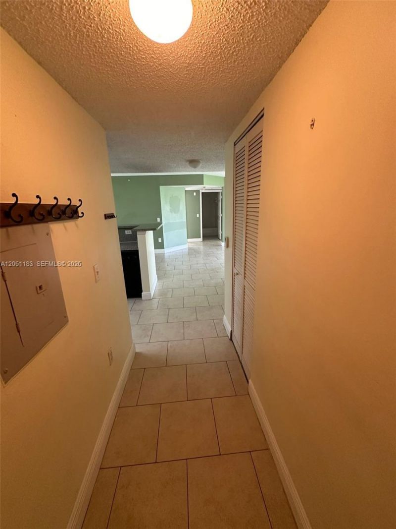 5005 Wiles Rd , Unit 102, Coconut Creek, FL 33073 Photo