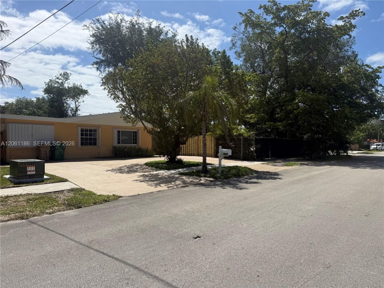 4320 SW 56th Ave , Davie, FL 33314 Photo