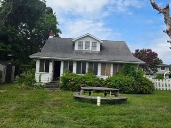 1737 CEDAR AVENUE , SHADY SIDE, MD 20764