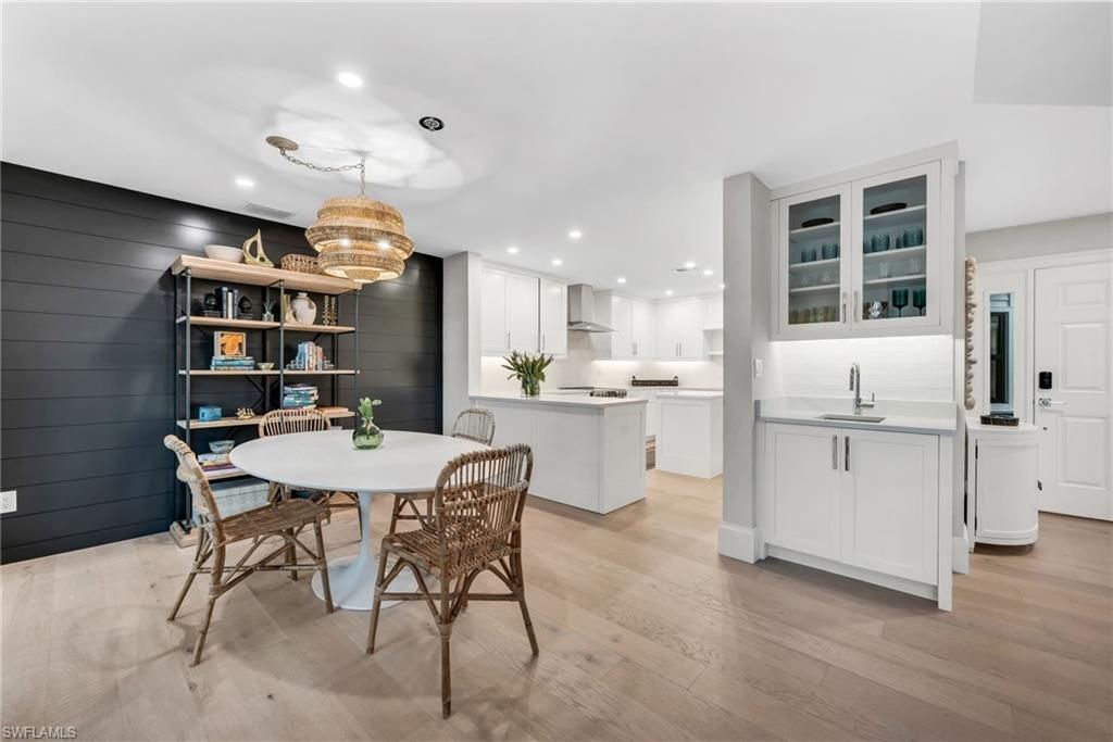 569 Park Shore Dr , Unit G5, Naples, FL 34103 Photo