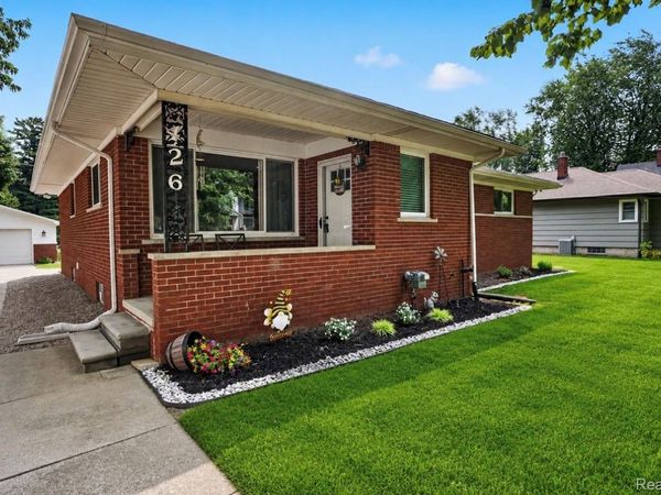 426 N Main Street, Almont Village, Mi 48003