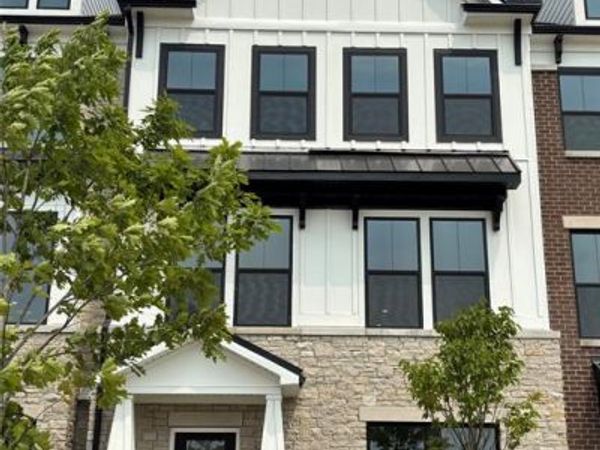 44070 Oakmont Drive , Plymouth Twp, MI 48170