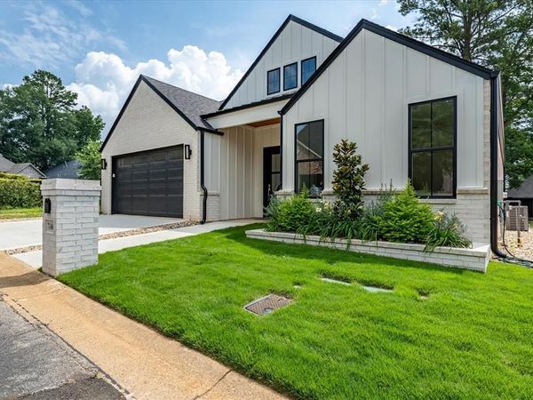 7146 Holly Square Court , Tyler, TX 75703