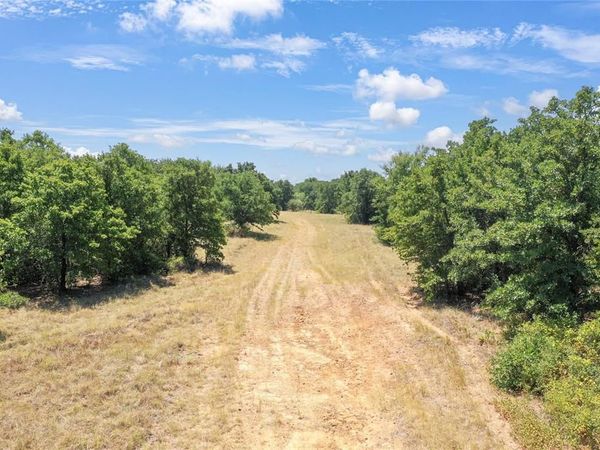 6551 Crooked Creek Road , Bowie, TX 76230