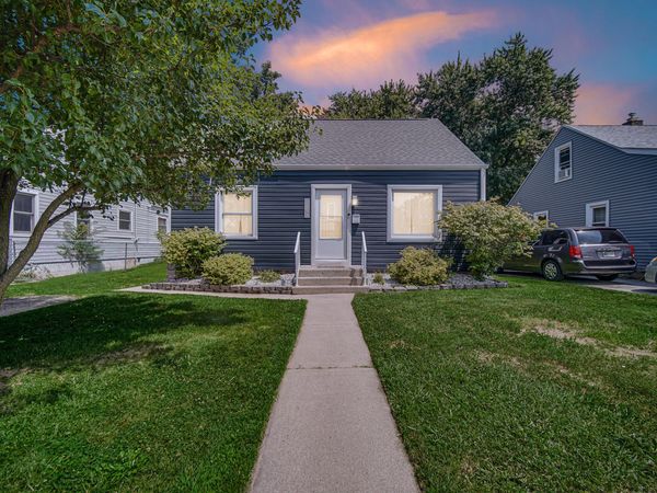 1106 Beulah Vista Boulevard , Valparaiso, IN 46383