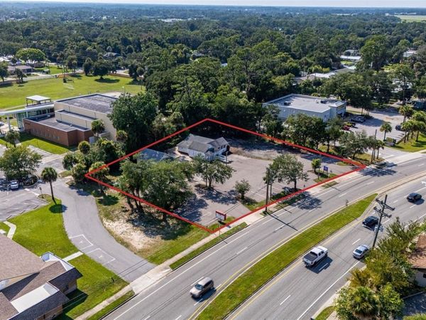 1042 N DIXIE FREEWAY, NEW SMYRNA BEACH, FL 32168