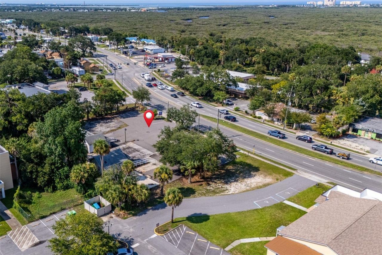 1042 N Dixie Freeway, New Smyrna Beach, FL 32168 Photo