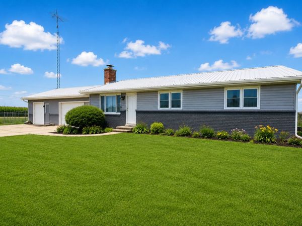 1751 Maples Road, Dixon, IL 61021