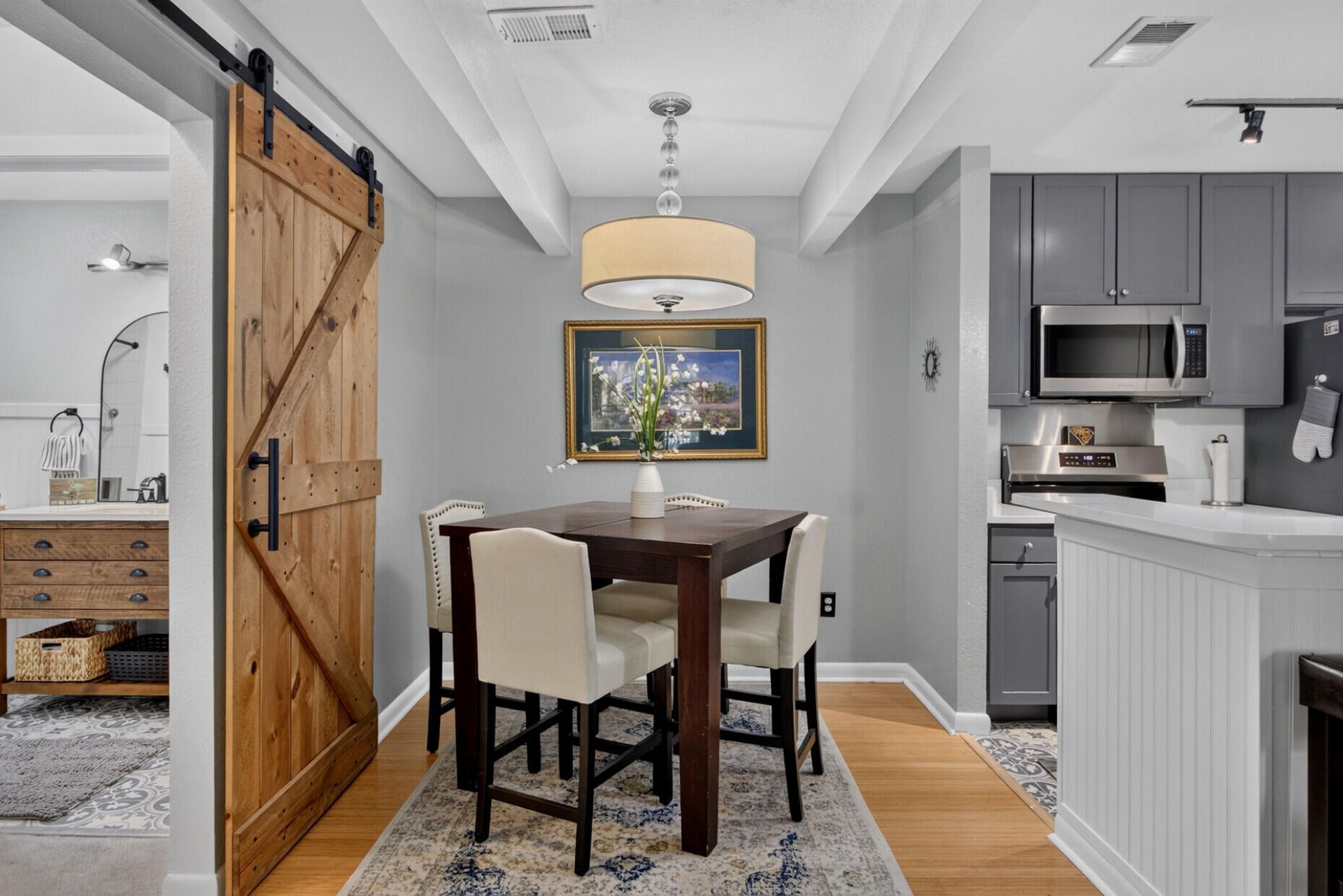 271 Alexandra Photo 11