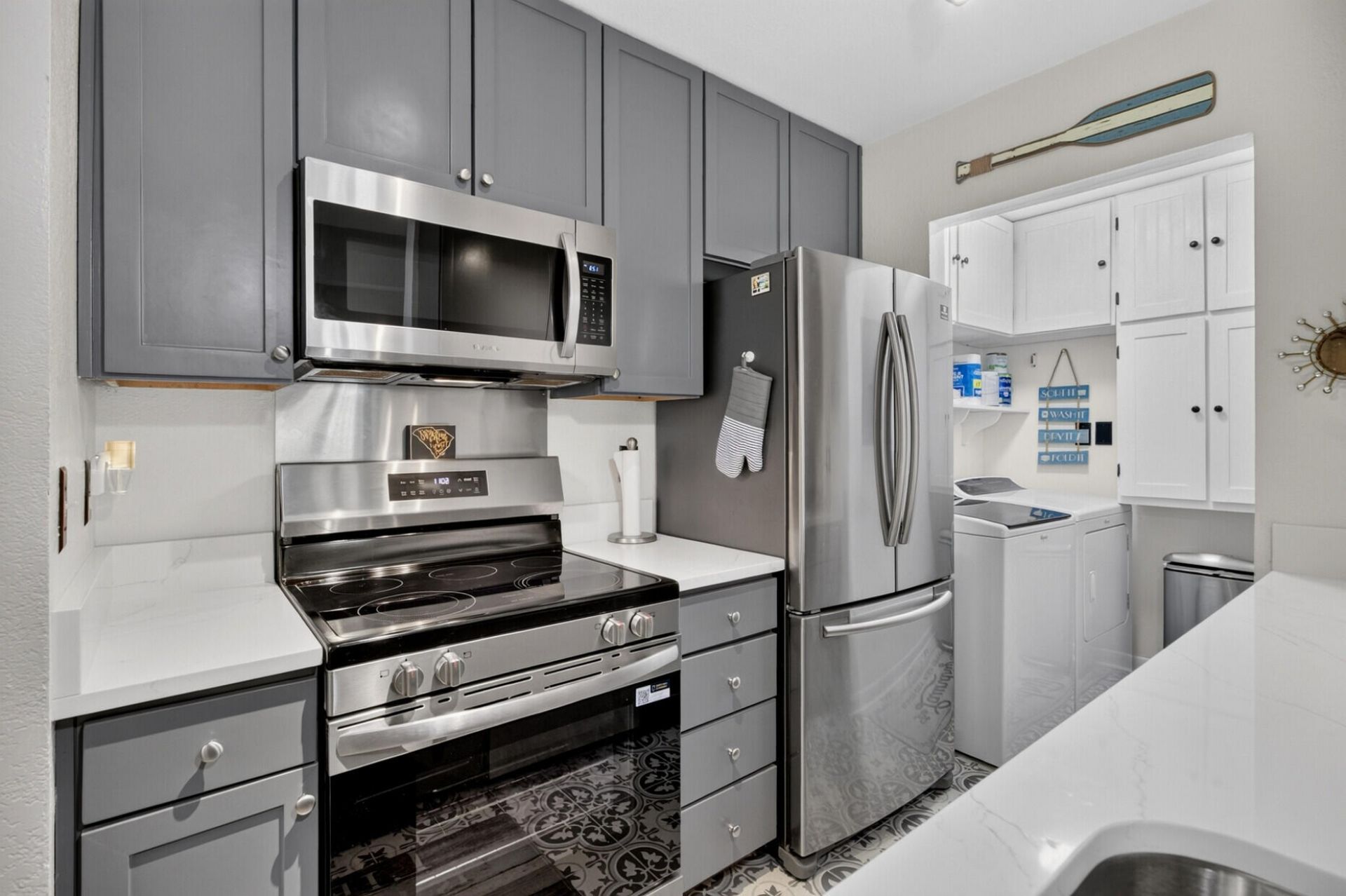 271 Alexandra Photo 13