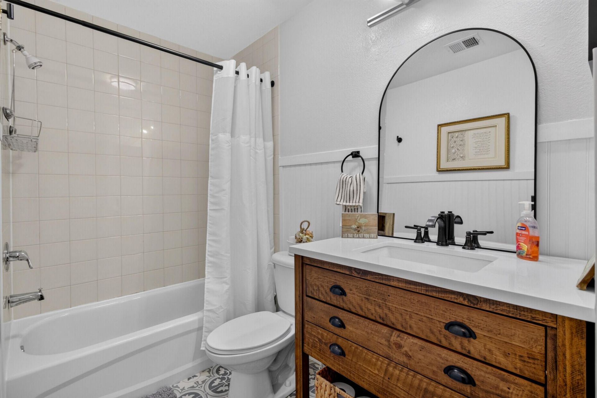 271 Alexandra Photo 19