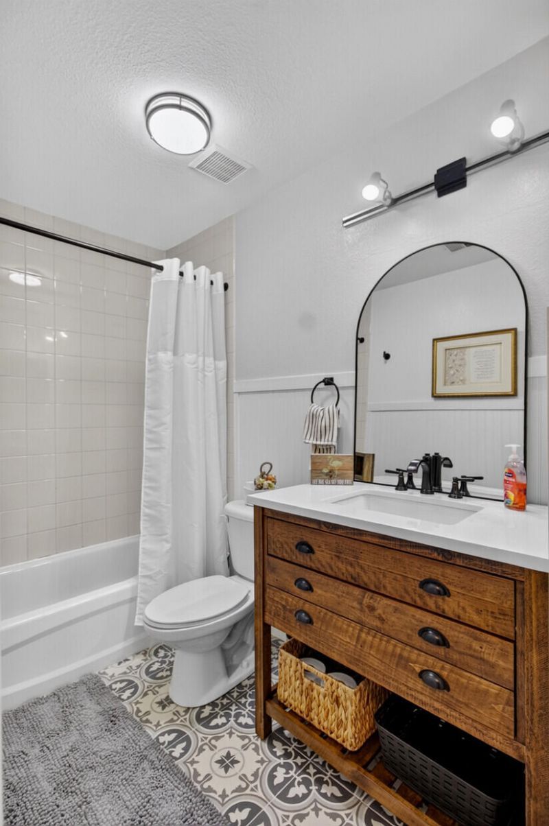 271 Alexandra Photo 20