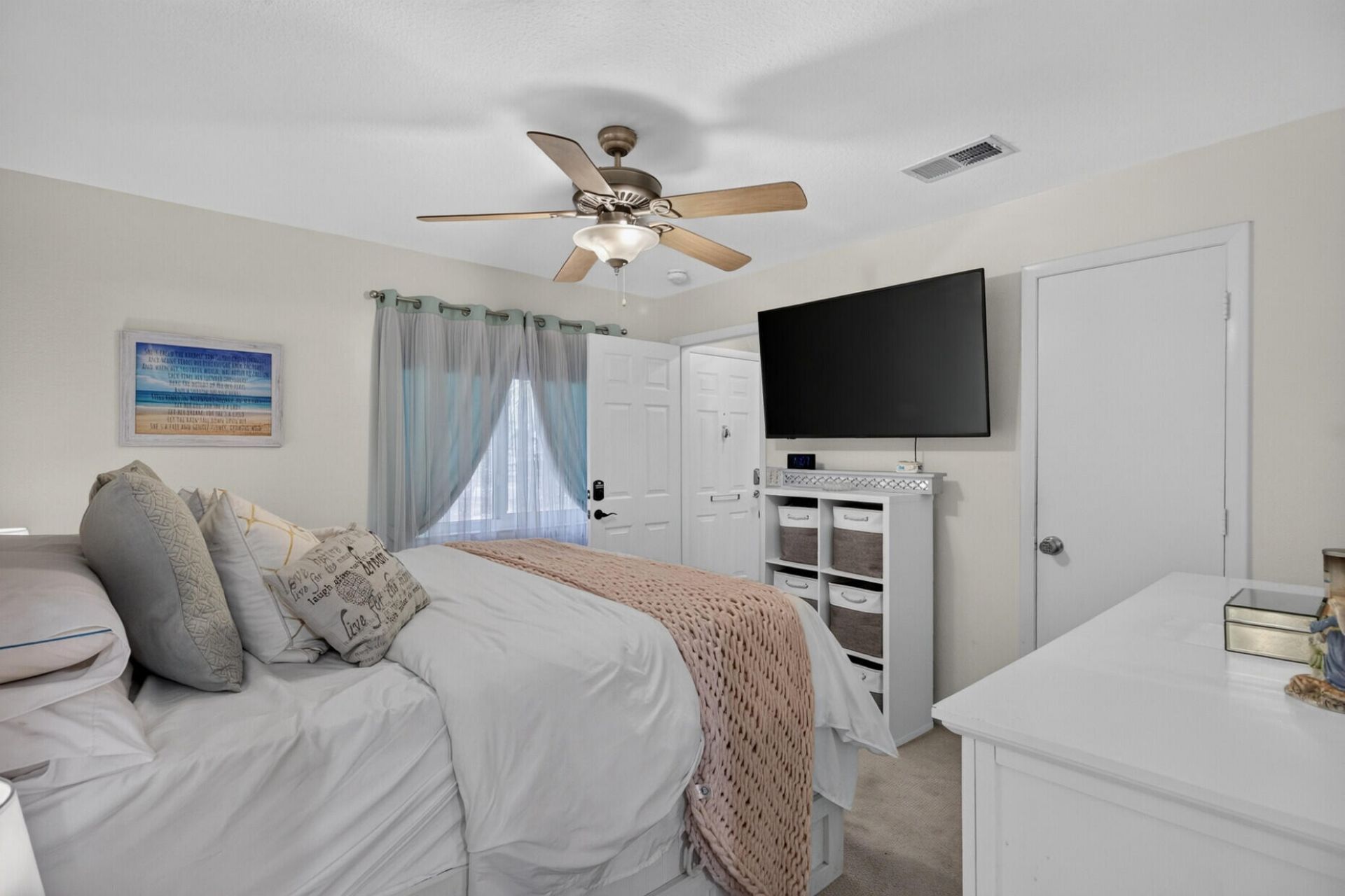 271 Alexandra Photo 22