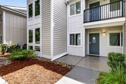 271 Alexandra photo 4