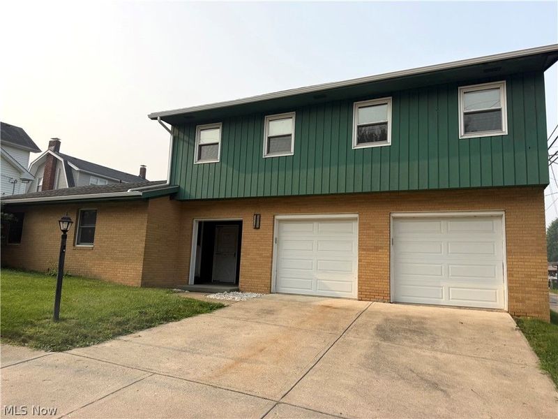 1512 Clairmont Avenue , Cambridge, OH 43725 Photo 2