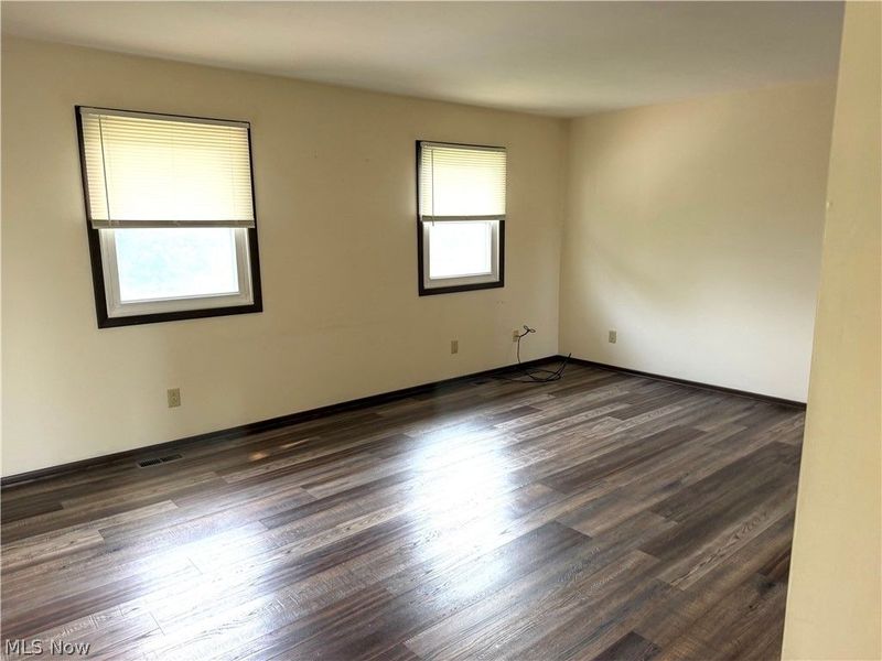 1512 Clairmont Avenue , Cambridge, OH 43725 Photo 6