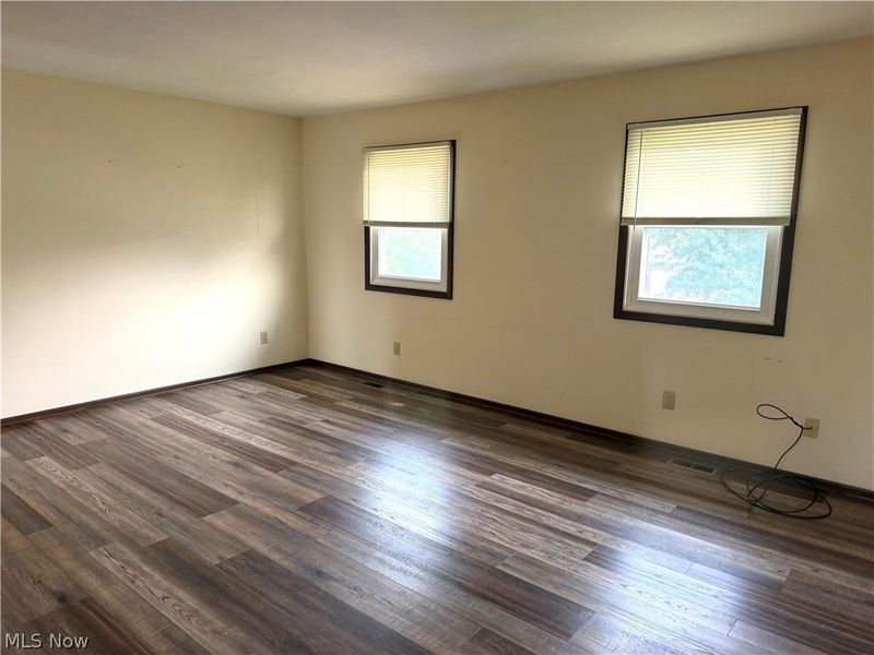 1512 Clairmont Avenue , Cambridge, OH 43725 Photo 8
