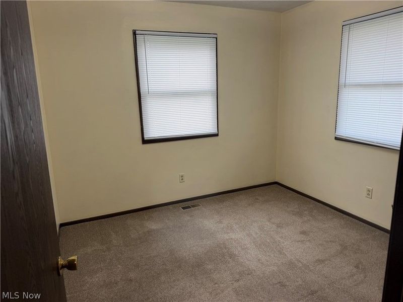 1514 Clairmont Avenue , Cambridge, OH 43725 Photo 14