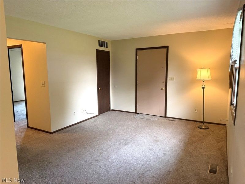 1514 Clairmont Avenue , Cambridge, OH 43725 Photo 16