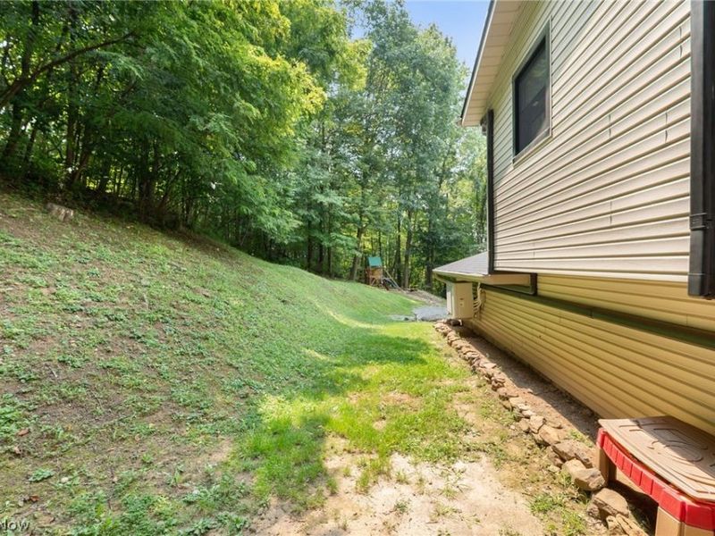 8148 Avalon Road NW, Malvern, OH 44644 Photo 30