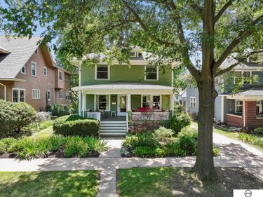 2445 Park Avenue, Lincoln, NE 68502