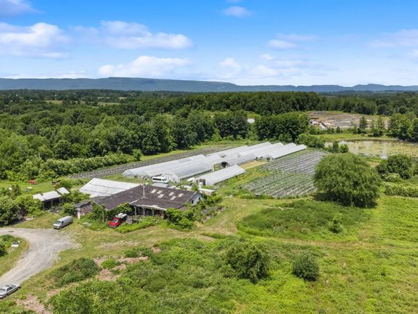 2660 State Route 208 , Walden, NY 12586