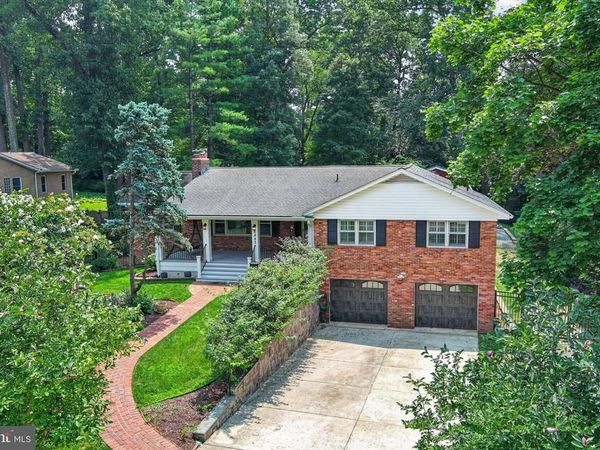 6443 WALTERS WOODS DRIVE, FALLS CHURCH, VA 22044