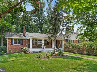 6443 WALTERS WOODS DRIVE , FALLS CHURCH, VA 22044