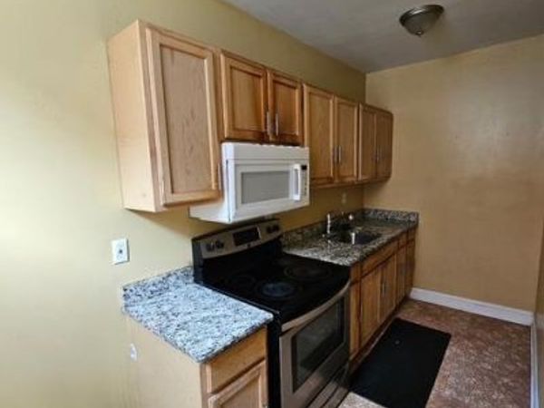 240 42 W GLENWOOD AVENUE, Unit 1ST FL, PHILADELPHIA, PA 19140