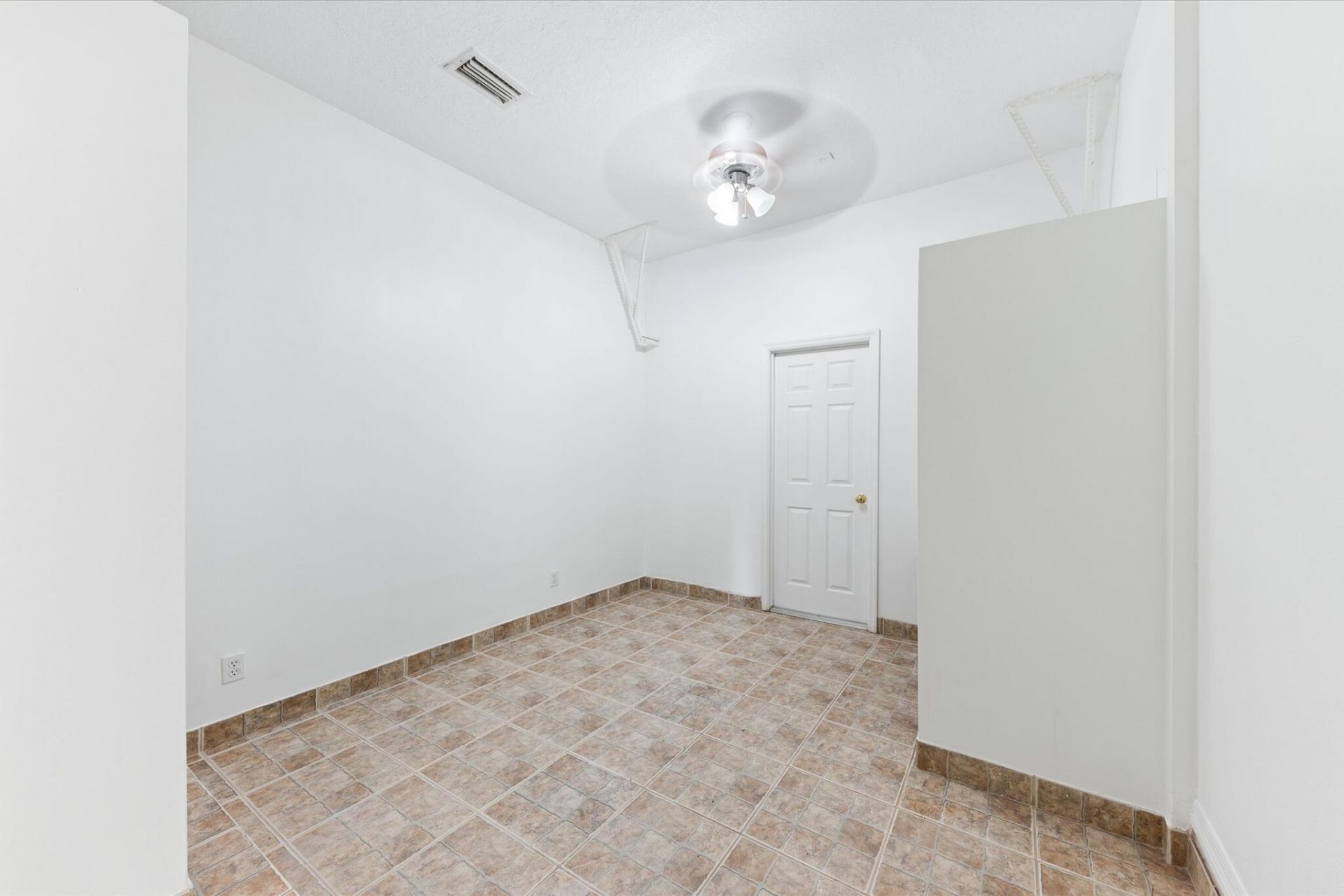 402 Seminole Palms Drive, Unit 402, Greenacres, FL 33463 Photo