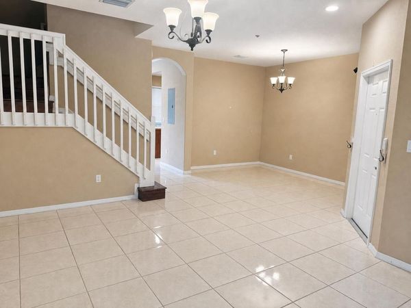 2851 W PROSPECT Road, Unit 1209, Tamarac, FL 33309
