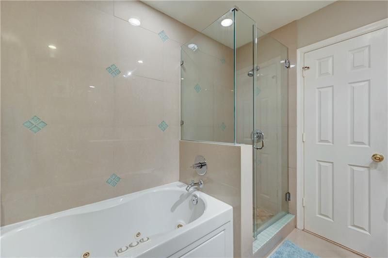 5088 NW 100th Terrace, Coral Springs, FL 33076 Photo