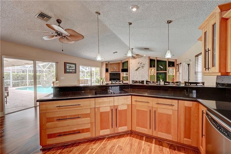 5088 NW 100th Terrace, Coral Springs, FL 33076 Photo