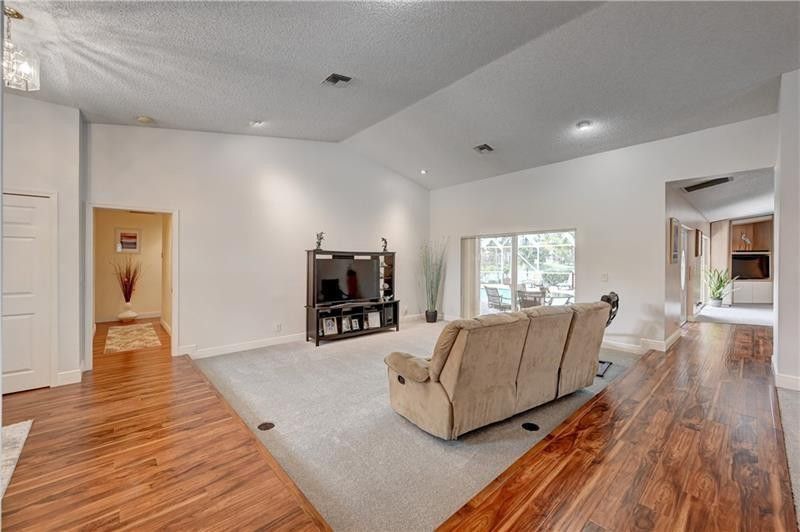 5088 NW 100th Terrace, Coral Springs, FL 33076 Photo