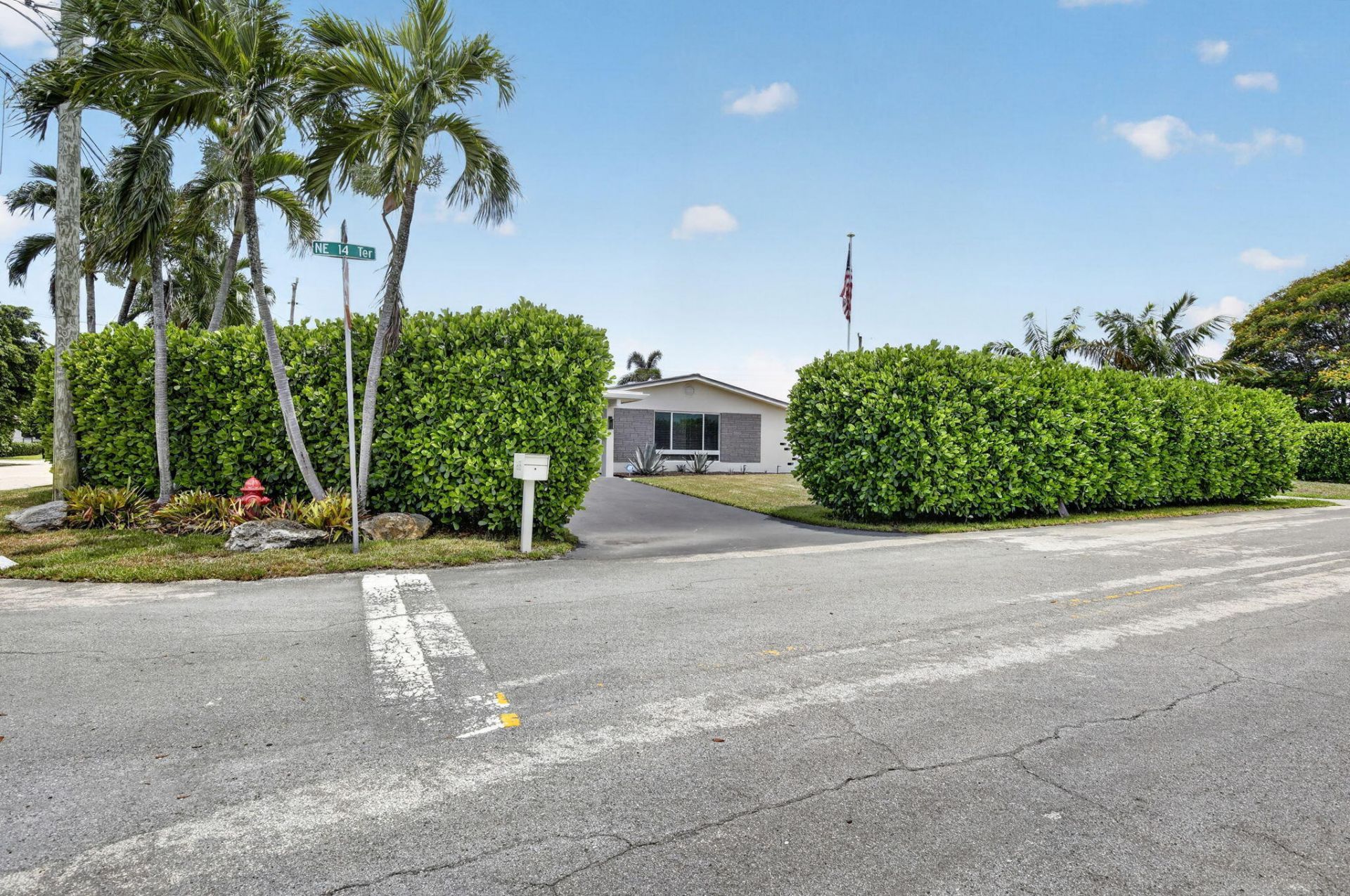 1608 NE 14th Terrace, Fort Lauderdale, FL 33305 Photo