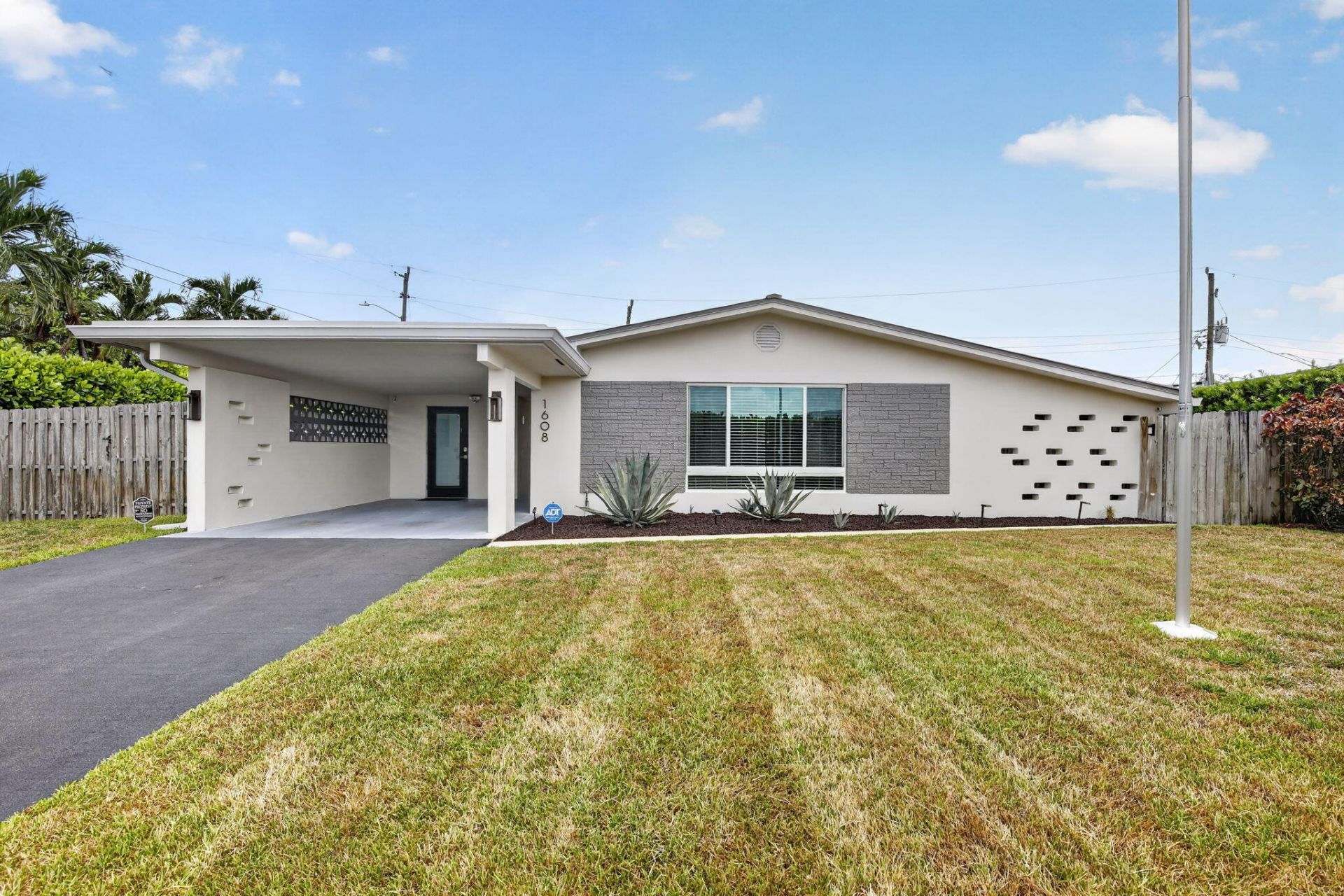 1608 NE 14th Terrace, Fort Lauderdale, FL 33305 Photo