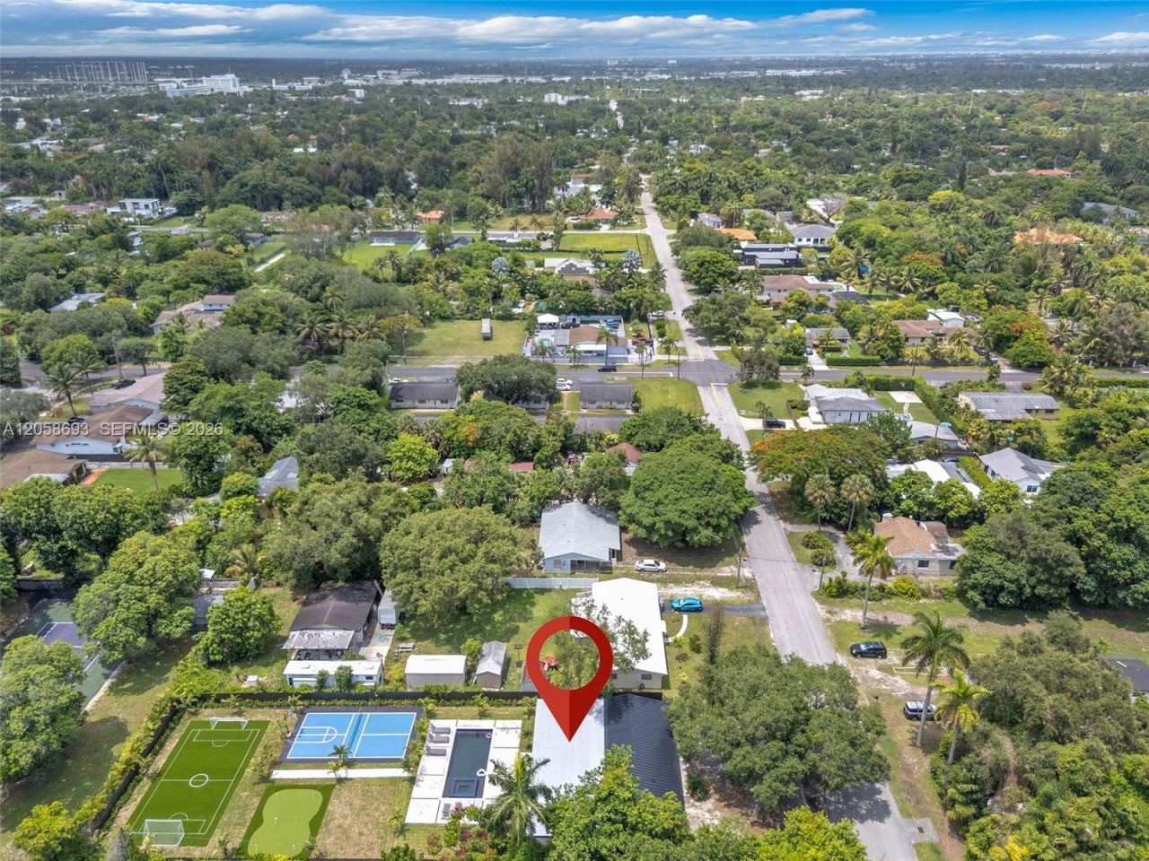 15230 NE 2nd Ave , Miami, FL 33162 Photo